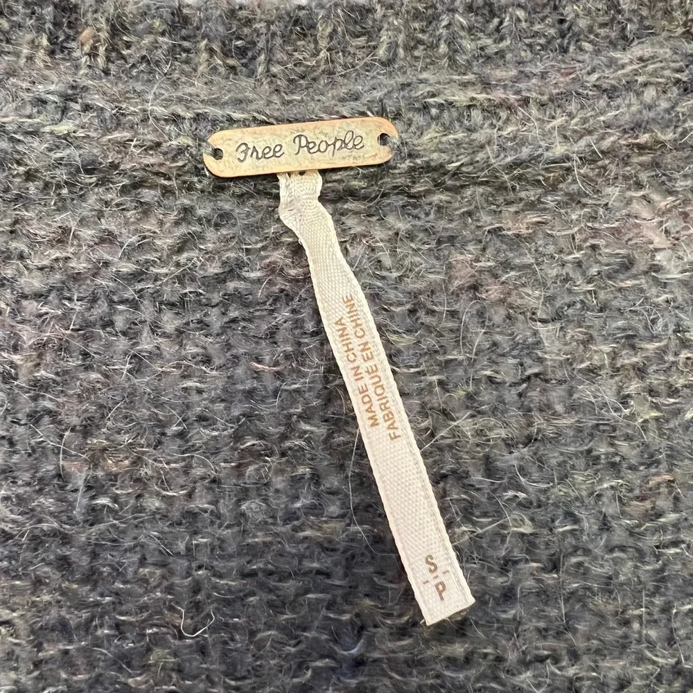Free People Gray Deep V-Neck Sweater‎ Women's Small Alpaca Blend Soft Knit